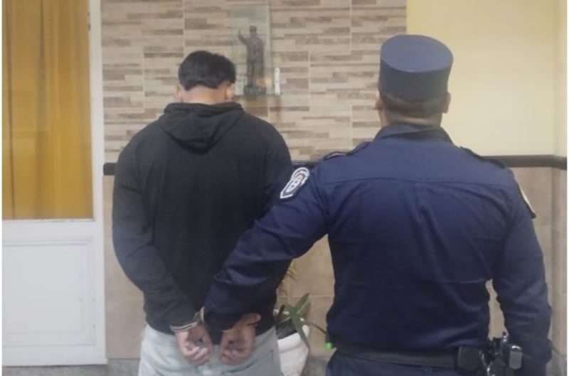 Una joven fue hallada sin vida y su pareja quedó detenida por orden de la Fiscalía