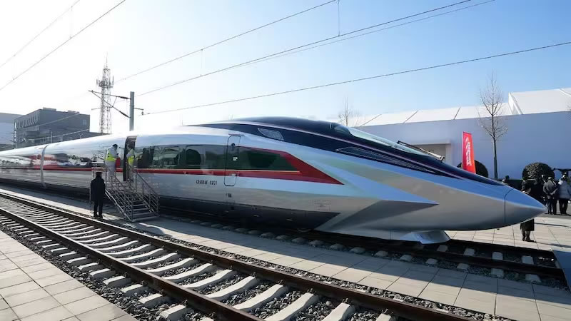 China presentó el tren bala más rápido del mundo