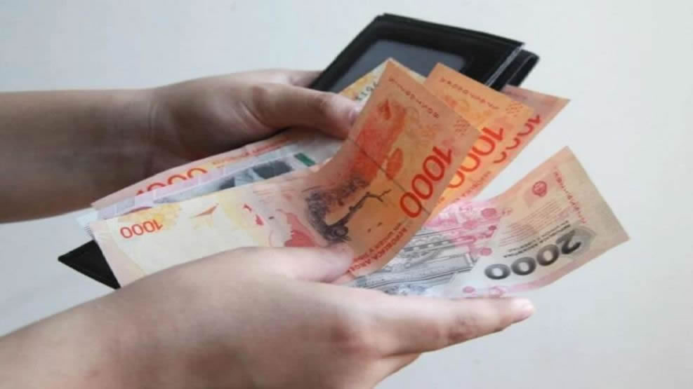 El salario mínimo vale 5 veces menos que hace 60 años: por qué hoy debería ser de $1,8 millones