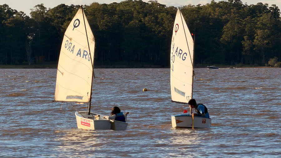 Jornada abierta de iniciaciòn a la navegación a vela para los más chicos
