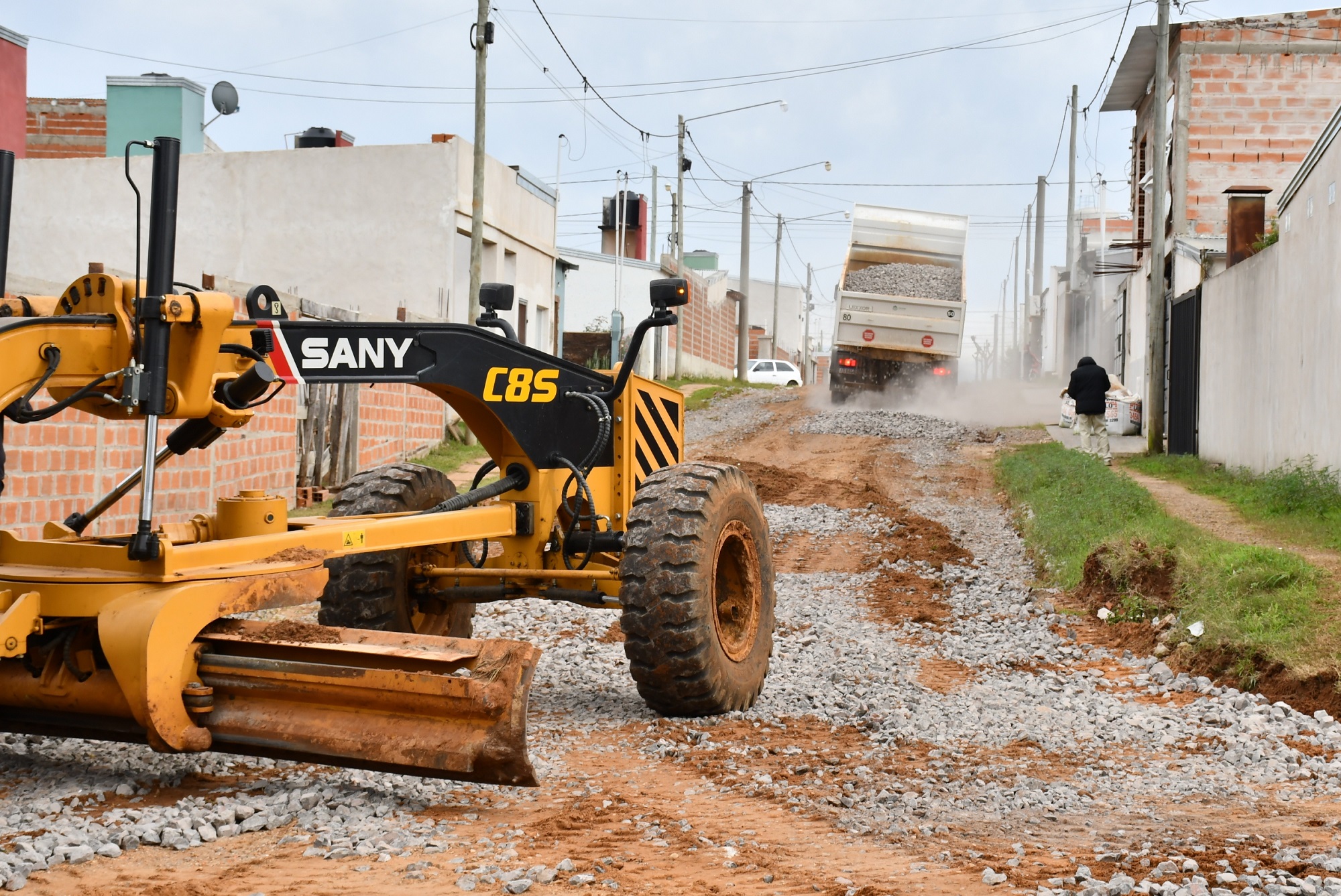 El Municipio lleva invertidos más de 354 millones de pesos en trabajos de saneamiento en calles sin pavimentar