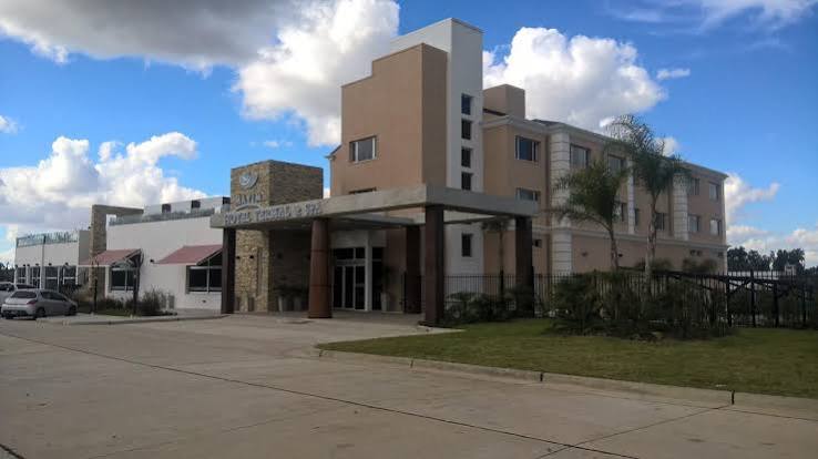 Detuvieron a un masajista de un hotel que habría realizado tocamientos indebidos a una mujer durante una sesión