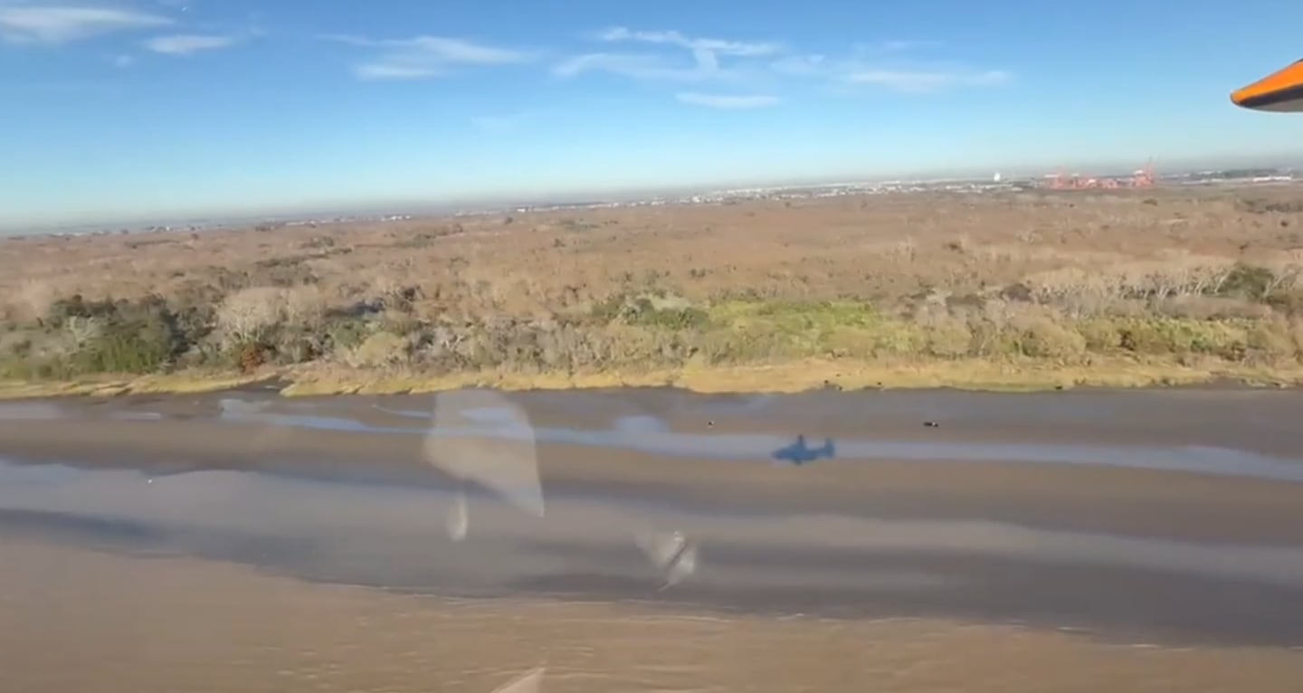Intenso operativo en el Río de la Plata: buscan una embarcación que desapareció con cinco hombres a bordo