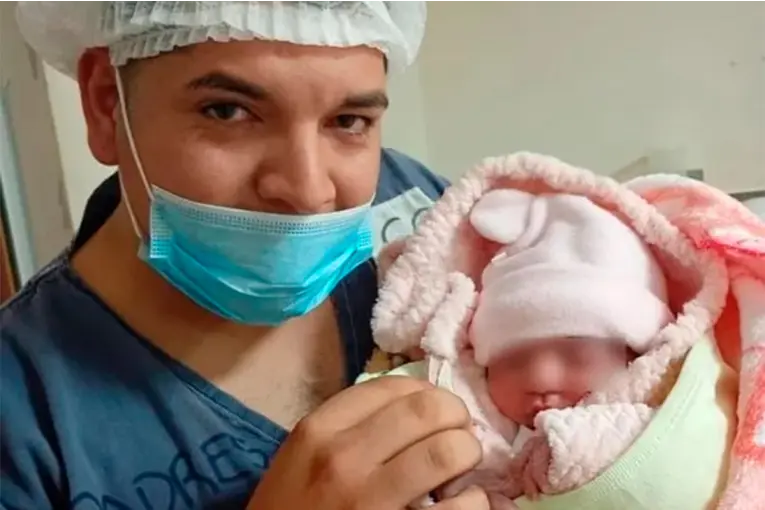 Una beba nació el día del cumpleaños de Messi y sus padres la llamaron Messia
