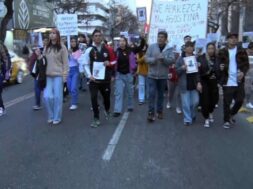 marcha-en-cordoba-en-reclamo-de-justicia-por-el-asesinato-de-agostina-vega-foto-captura-tn-6JOSGAVAVBFOTOHZP27VULXGD4