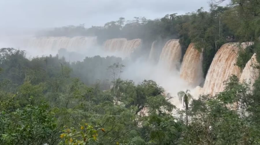 Cierre de la Garganta del Diablo: Misiones activó un plan de emergencia por la crecida del Uruguay