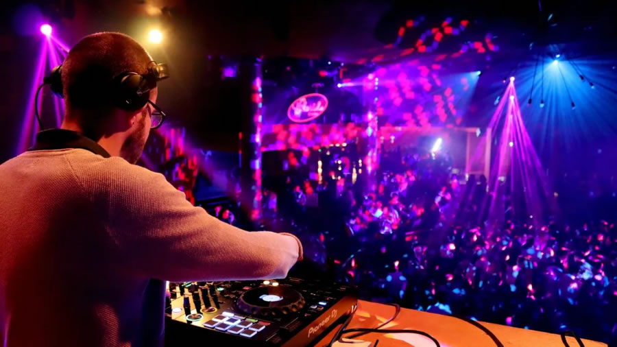 El Concejo Deliberante respaldó el decreto que exime a fiestas privadas del pago de derechos por música