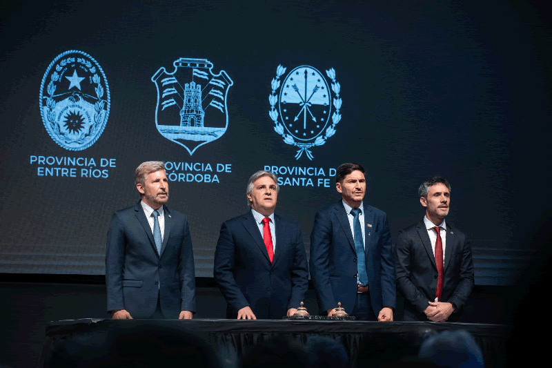 El gobernador Rogelio Frigerio asumió la Presidencia Pro Tempore de la Región Centro