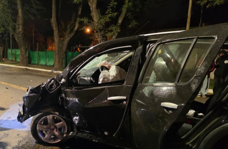 El joven accidentado en avenida Eva Perón evoluciona favorablemente y será operado