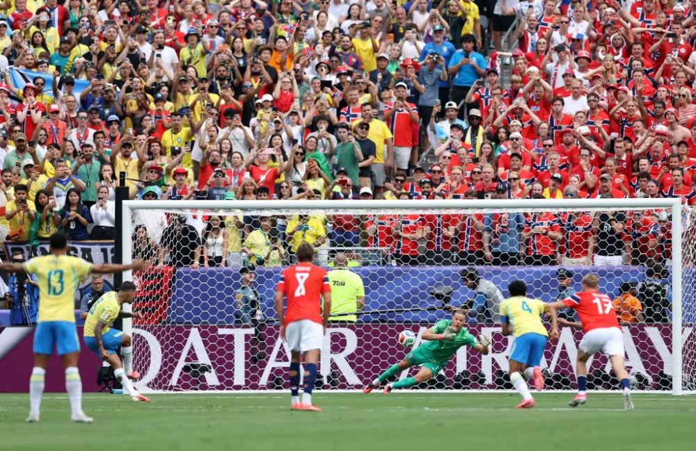 Brasil afuera del Mundial: Perdió con Noruega por 2 a 1 y quedó eliminado en los octavos de final