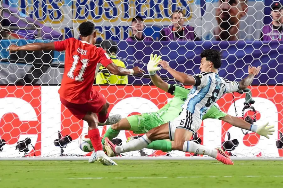 Argentina venció a Suiza en el alargue y avanzó a las semifinales del Mundial