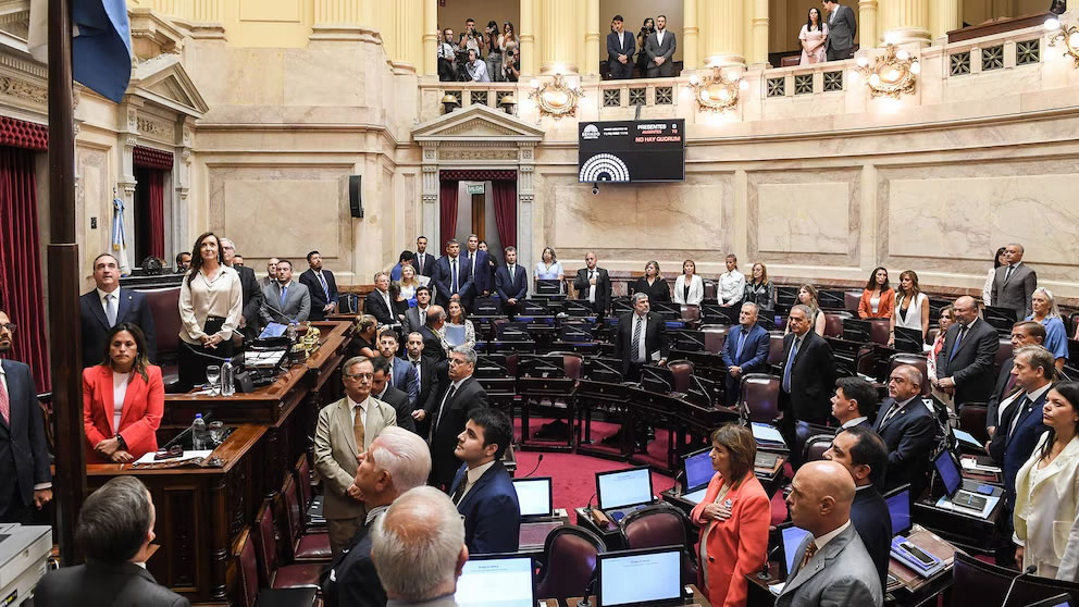 Cuántos proyectos de ley presentaron los senadores en el primer semestre del año