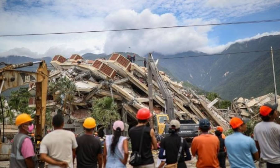 Casi 2.000 muertos, más de 10 mil heridos y al menos 50 mil desaparecidos por los terremotos en Venezuela