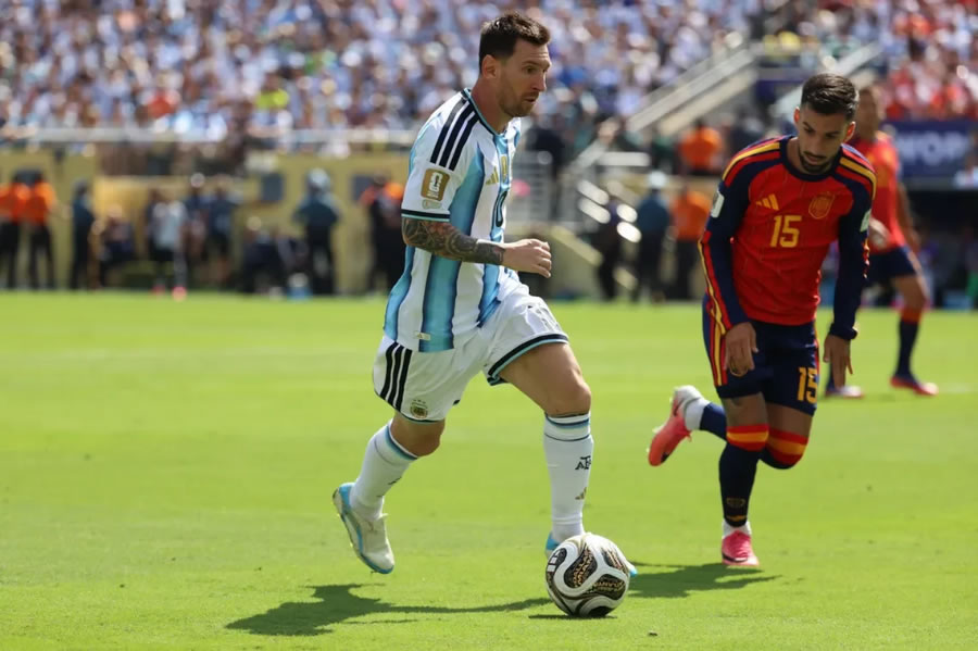 Messi es el primer jugador en capitanear a su selección en tres finales de una Copa del Mundo