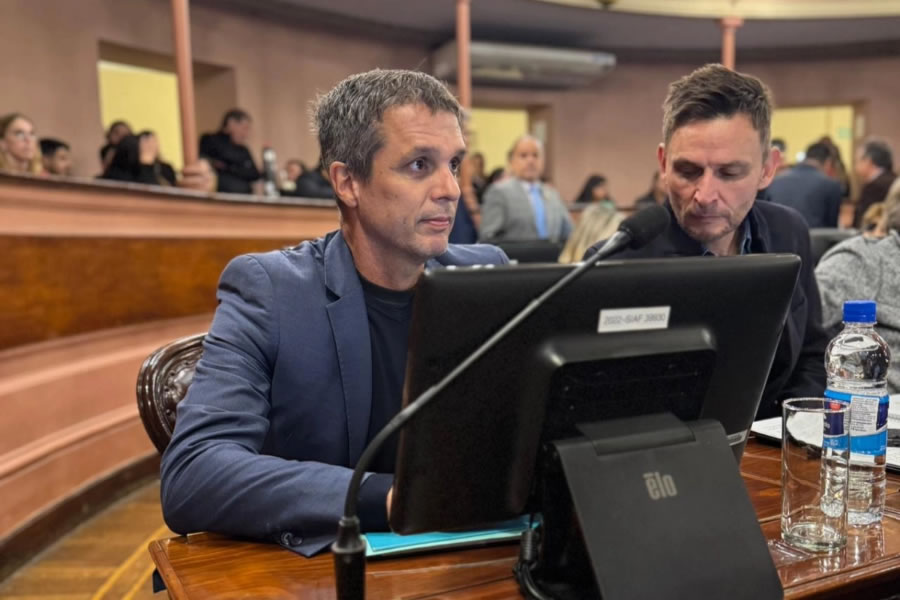 Cresto afirmó que la reforma previsional «es menos plata en el bolsillo de los jubilados provinciales»