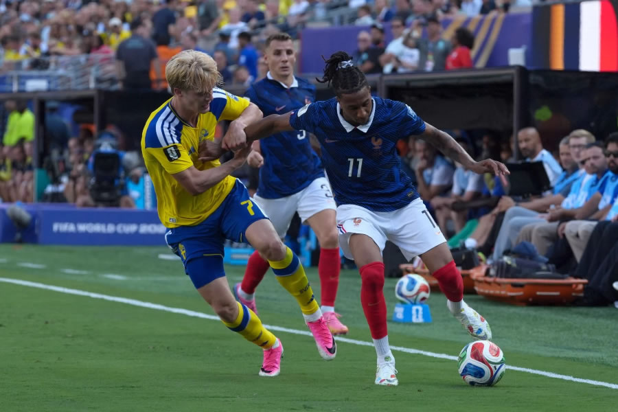 Francia y Noruega expusieron su poderío goleador y ya tienen rivales confirmados para octavos