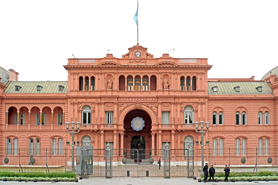 Javier Milei modificó el Presupuesto 2026 con más recursos para universidades, jubilaciones y deuda