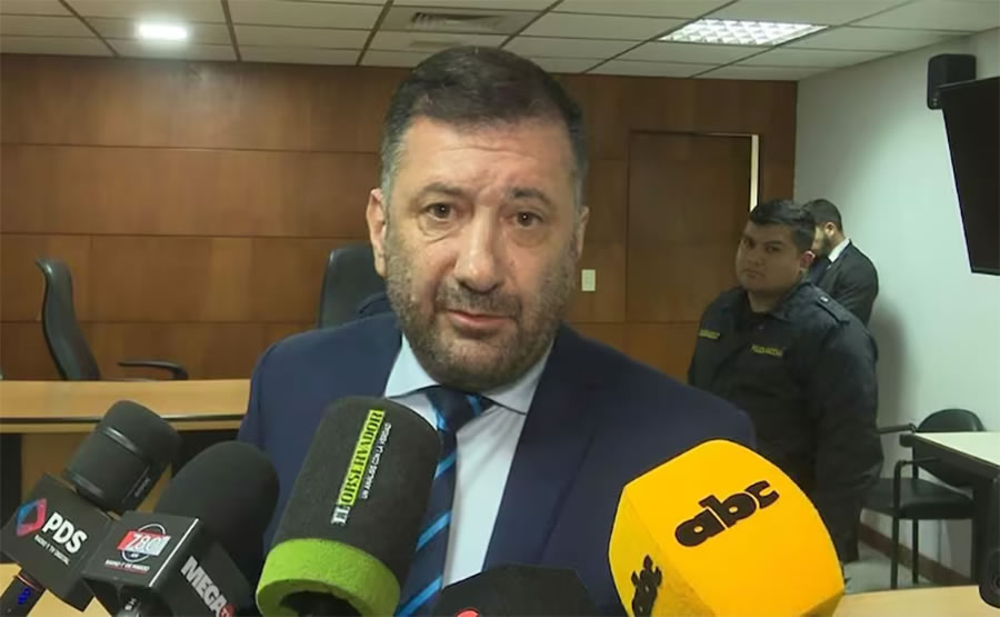 A Edgardo Kueider y a su pareja Guinsel Costa le dictaron arresto domiciliario por presunto lavado de dinero