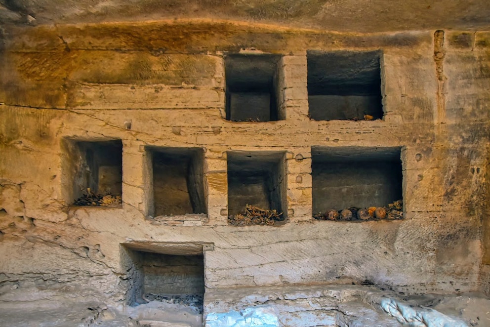 Hallazgo en Egipto: tumbas de 2.000 años y una ciudad bizantina en el desierto