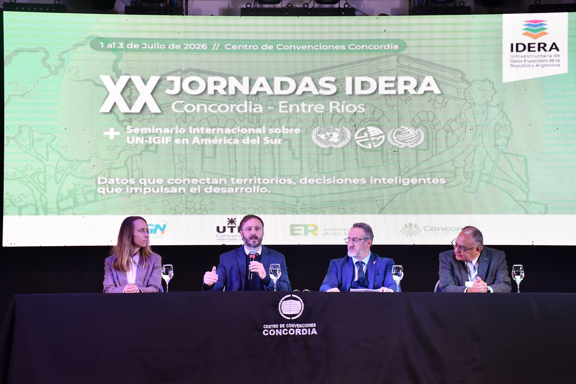 Azcué en la apertura de las XX Jornadas IDERA: “Detrás de cada mapa hay una política pública, detrás de cada dato hay una persona”