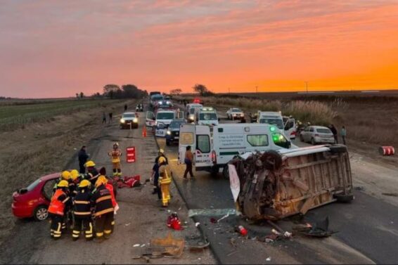 el-lugar-del-accidente-en-la-ruta-provincial-4-foto-gentileza-el-doce-KT423SPPBVCTLHMGDJLWZ2645Y