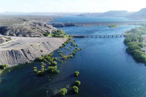 embalse-pichi-picun-leufu-una-de-las-represas-7N2C2HU7JRDC5KGIGOQBVKWODI