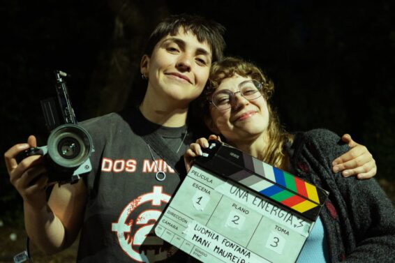 ludmila-fontana-y-mani-maureira-las-egresadas-de-la-unlp-cuyo-cortometraje-fue-seleccionado-entre-los-15-mejores-del-mundo-foto-gentileza-mani-maureira-LYEMA7Q2SNGE5K2CPYD25P2QPU