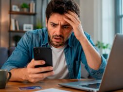 querian-leer-los-mensajes-de-sus-parejas-con-una-app-de-espionaje-y-cayeron-en-un-fraude-millonario-H2PAFEKF7JEGNK24SWZBXOEMFU