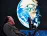 stephen-hawking-hablaba-desde-hace-mas-de-10-anos-sobre-la-preocupacion-del-avance-de-la-ia-foto-afp-KDZQUJBNXMMLG5BZ45HLTJKKVI