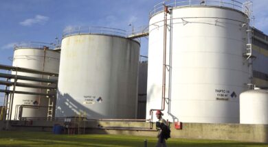 view-of-storage-tanks-at-the-industrial-complex-N56ZAN6HJFG4DOM4CT2J2PD2ZA
