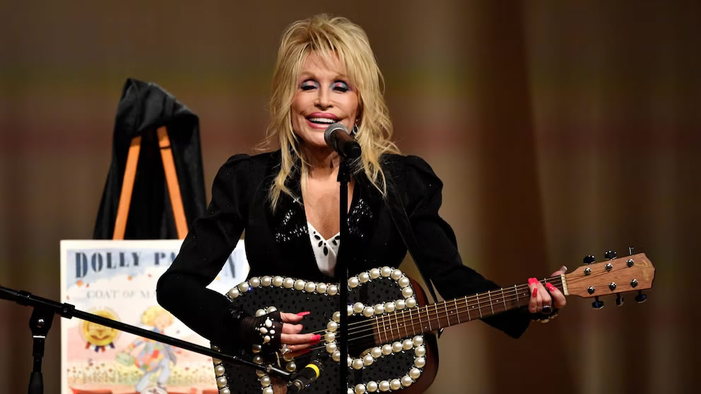 Murió Dolly Parton, la leyenda de la música country, a los 80 años