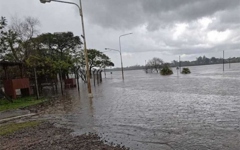 Salto Grande aumentará el caudal evacuado, pero el río Uruguay seguirá por debajo del nivel de alerta