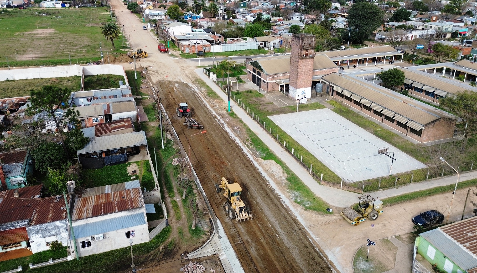 Azcué: “Vamos a sostener el ritmo de inversión en obras de infraestructura”