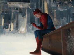 tom-holland-luce-muy-pensativo-en-spider-man-un-nuevo-dia-foto-sony-pictures-HXX6G4FIW5FU3B4SCALHRKAK5M