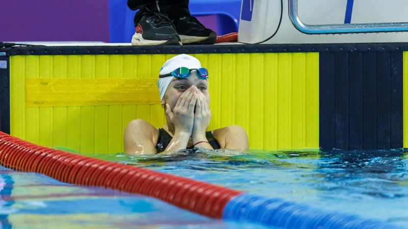 Doble podio en la final femenina de los 50m espalda