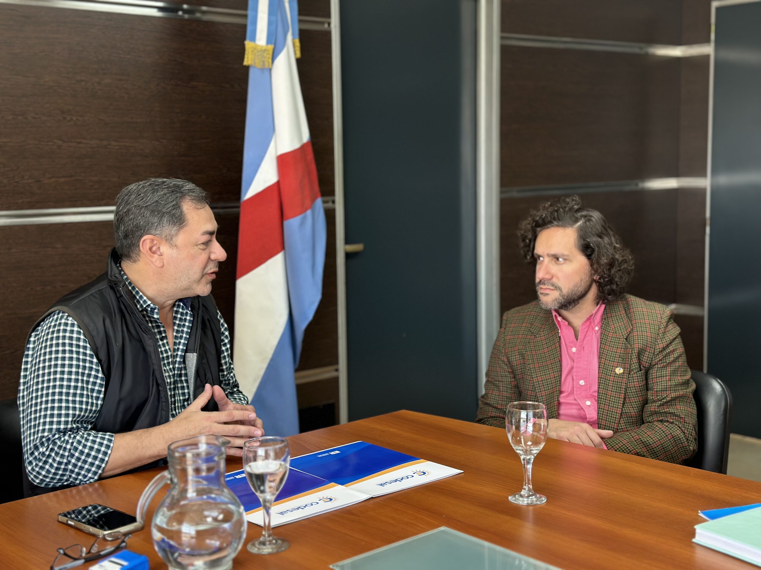 CODESAL firmó un convenio de colaboración con la Asociación Hotelera y Gastronómica de Concordia