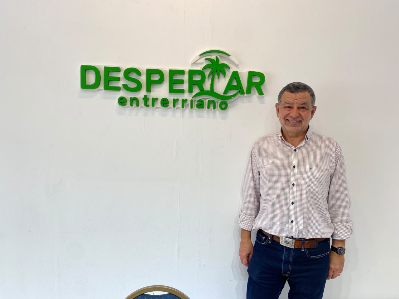 “Es un trabajo manual y que lleva tiempo, para aprender se necesitan años”: Ariel Mongelós, Joyero y Relojero